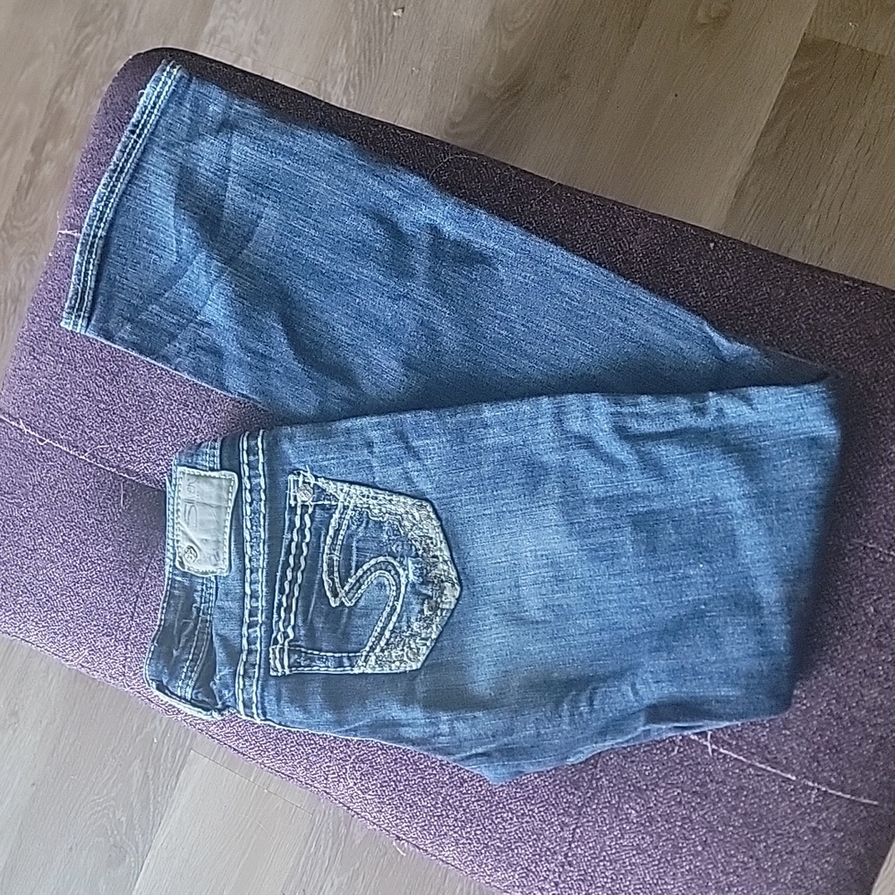 Silver Jeans, Aiko Bootcut, 26Wx33L, Floral Pocket